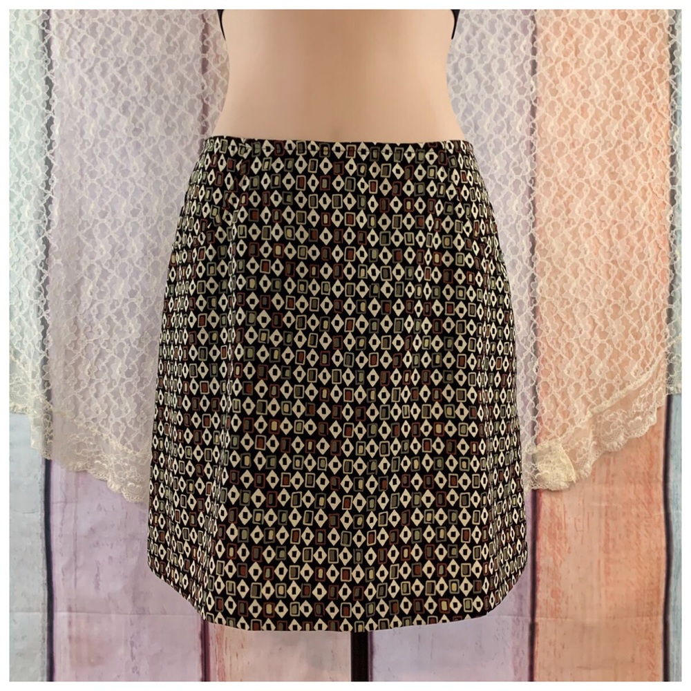Vintage Express Geometric Design Tiny 26X16 Skirt